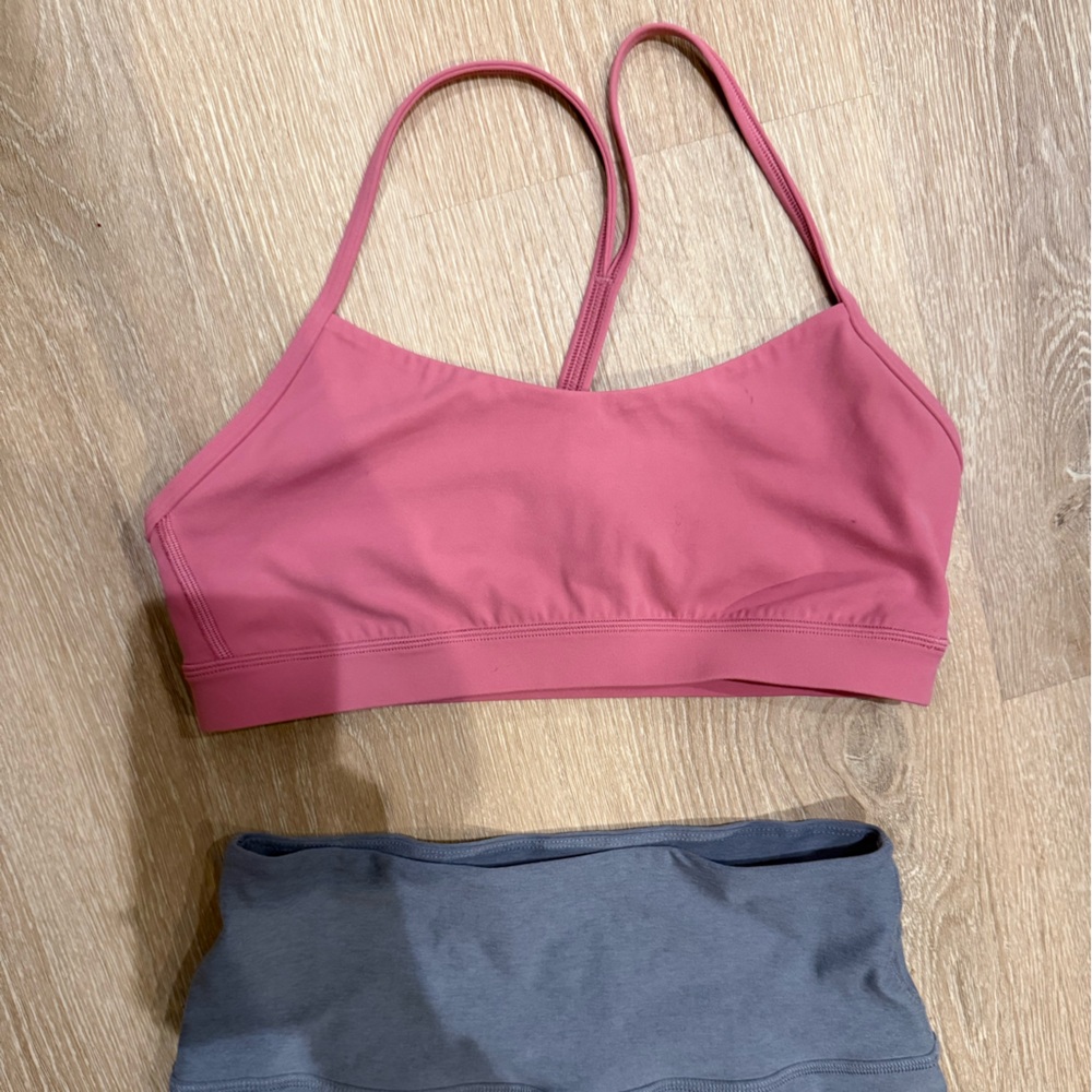 LULULEMON Y bra
